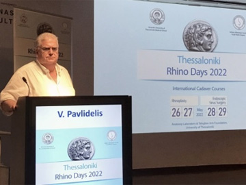 Για τις χειρουργικές τεχνικές αντιμετώπισης των επιπλοκών της Ρινοπλαστικής, μίλησε ο Dr. med. B. Παυλιδέλης στο 1st International Cadaver Course - Thessaloniki Rhino Days 2022.