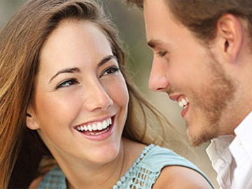 <strong>ΦΩΤΟΓΡΑΦΙΕΣ ΡΙΝΟΠΛΑΣΤΙΚΗΣ ΠΡΙΝ - ΜΕΤΑ:</strong> Δείτε εκατό (100) ζεύγη φωτογραφιών από περιστατικά που έχουν χειρουργηθεί από τον κ. Παυλιδέλη.